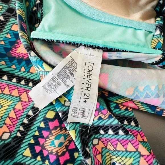Forever 21 XL/1X multi color boho print high waist bikini bottoms + matching top - Picture 8 of 9